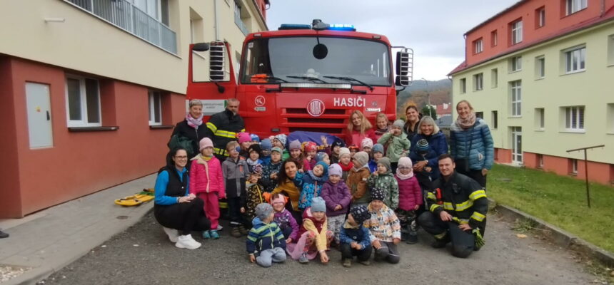 Dopoledne s hasiči